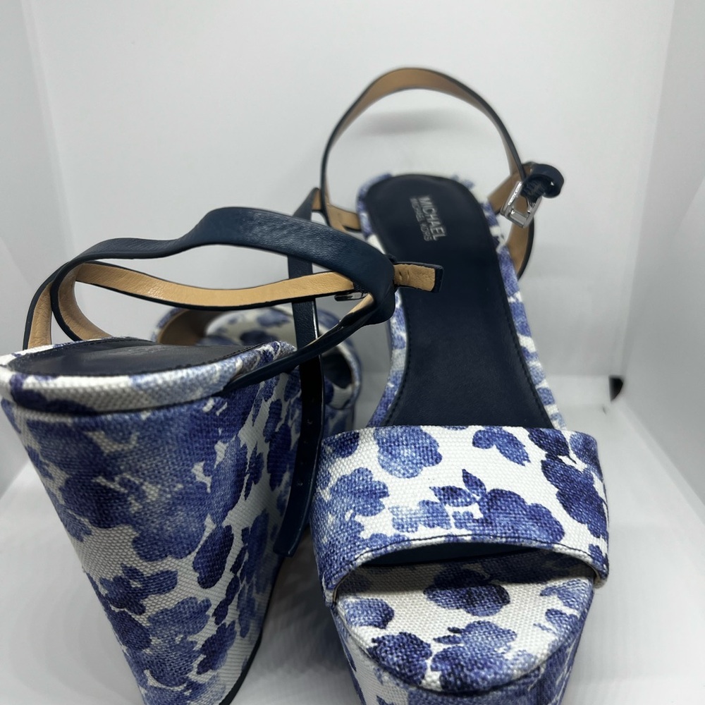 MICHAEL Michael Kors Leonora Floral Platform Wedge